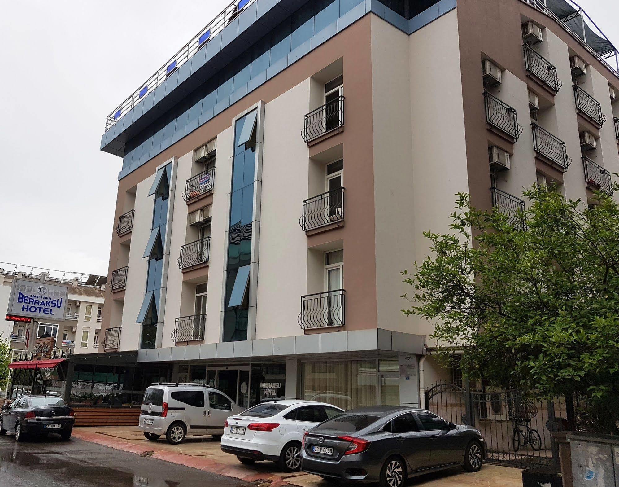 Berrak Su Hotel Antalya Exterior photo